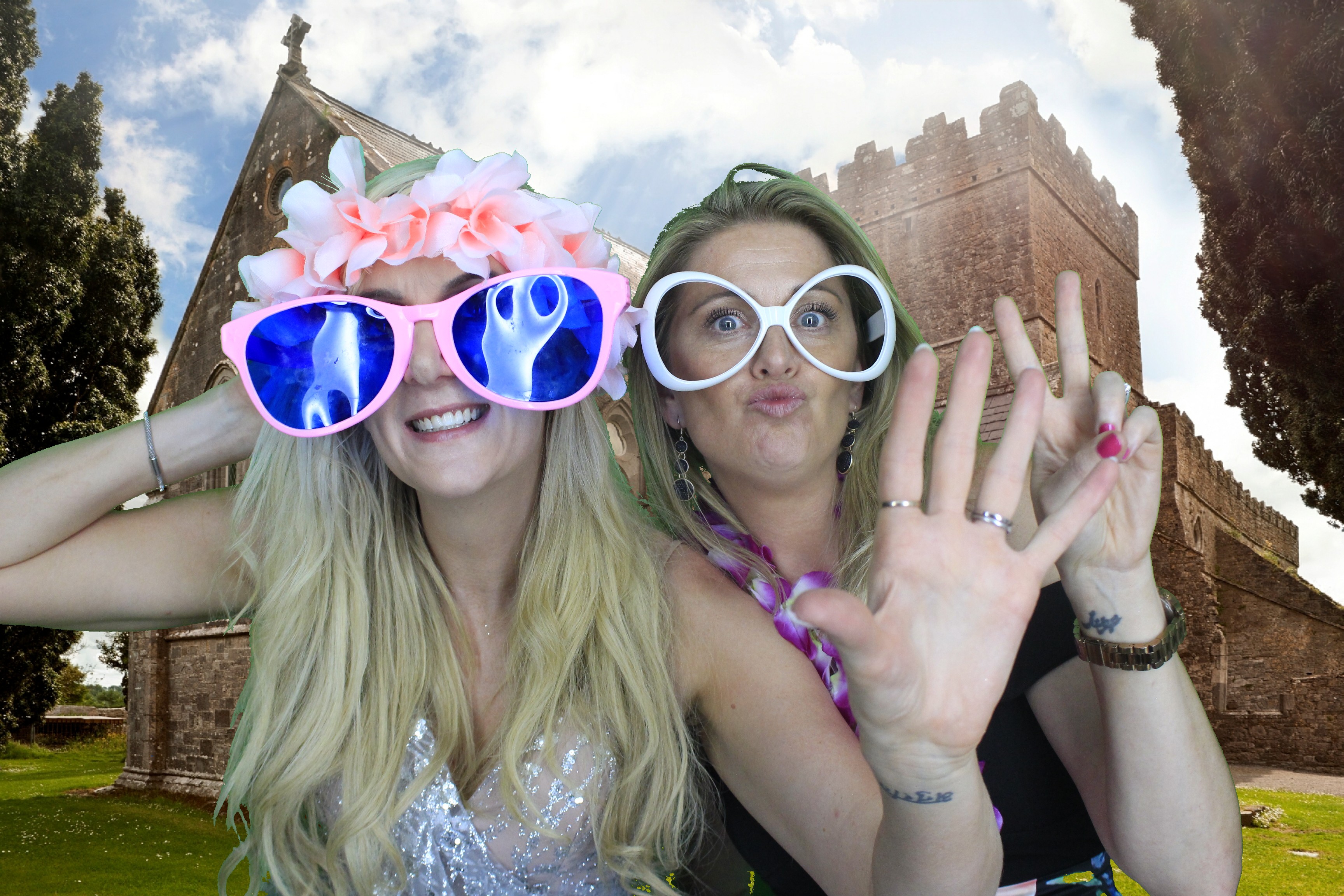 Clive and Gemma's Wedding | View more photos from the event at gallery.myphotoboothexperience.co.uk/u/MyPhotoBoothExperienceLtd/Clive-and-Gemmas-Wedding
